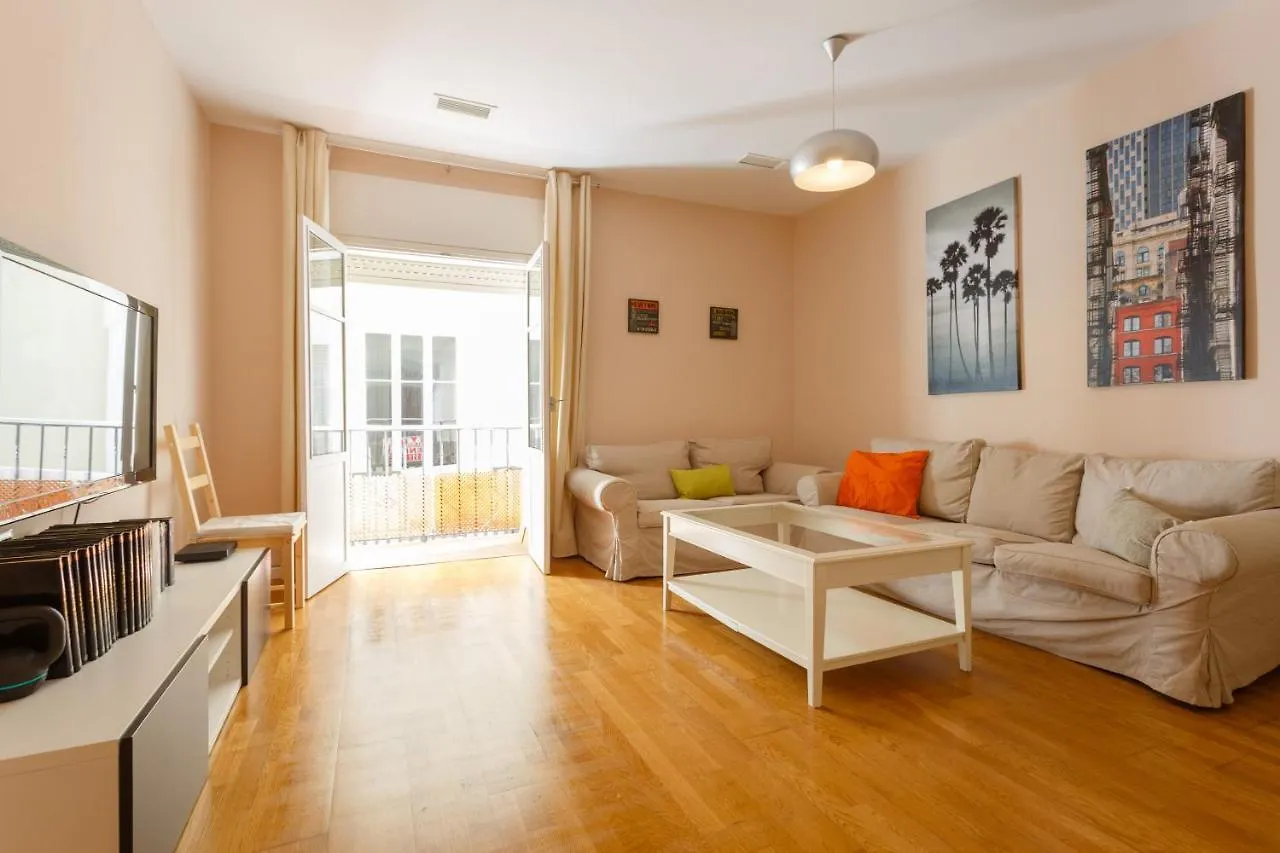 El Candil Family Home Cadiz Apartment