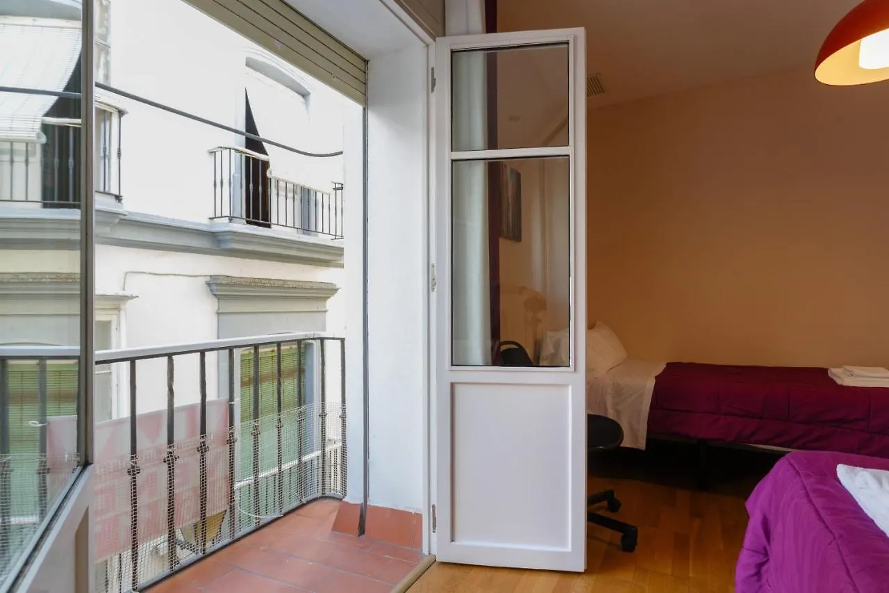 El Candil Family Home Cadiz 0*,